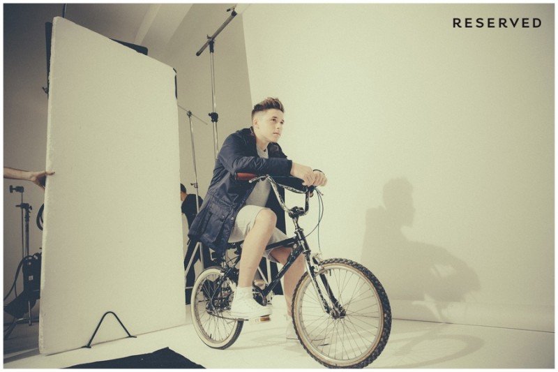 Brooklyn-Beckham-Behind-the-Scenes-Reserved-2015-Campaign-003-800x533