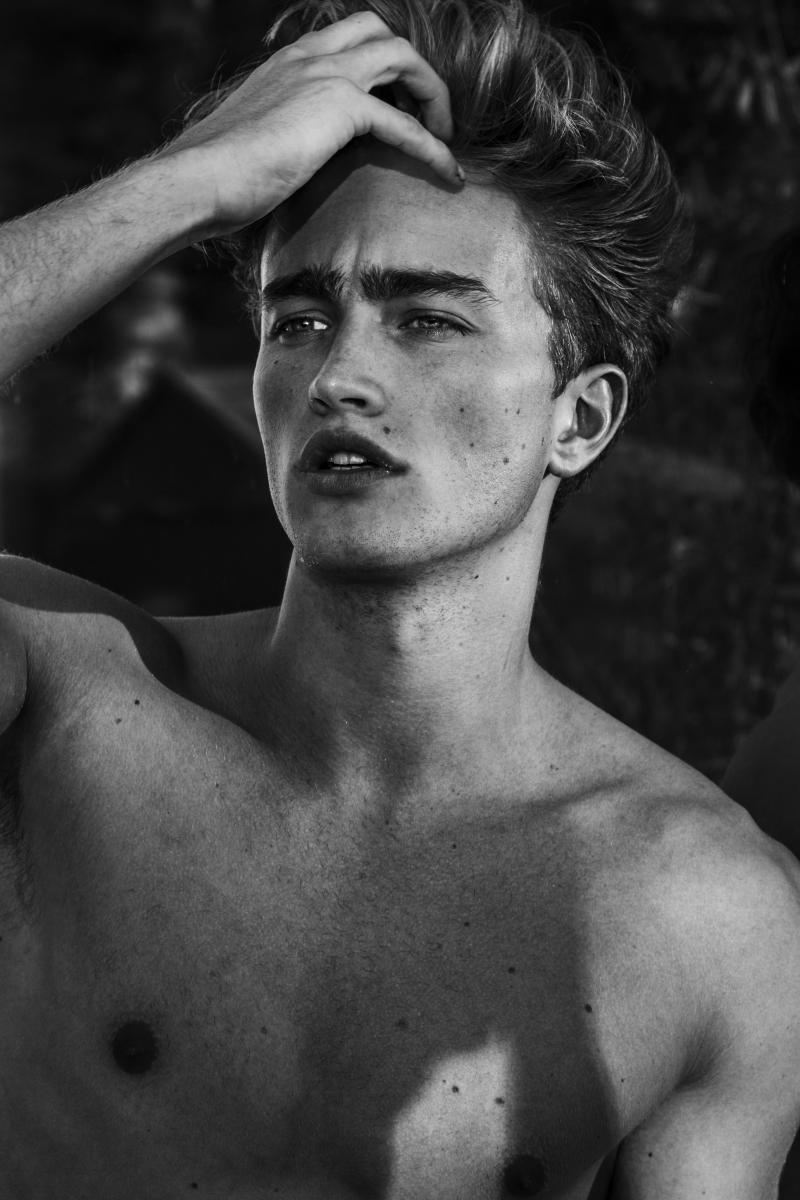 MODEL FEATURE: DYLAN VERLOOY