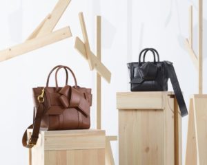 ACNE STUDIOS & MULBERRY TEAMS UP ON A UNIQUE COLLECTION OF BAGS