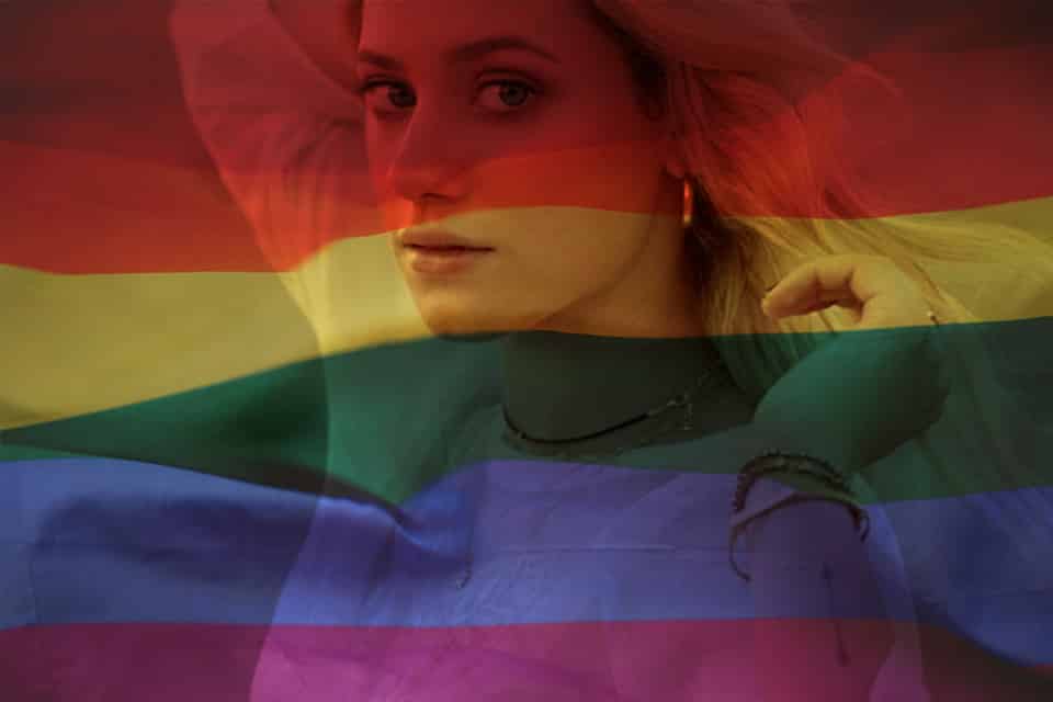 LILI REINHART COMES OUT AS "PROUD BISEXUAL" ON INSTAGRAM