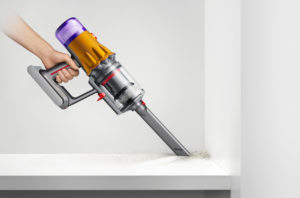 THIS NEW DYSON VACUUM CAN REVEAL HIDDEN DUST WITH ITS GREEN LASER FEATURE 6