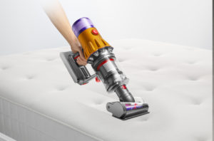 THIS NEW DYSON VACUUM CAN REVEAL HIDDEN DUST WITH ITS LASER FEATURE 7
